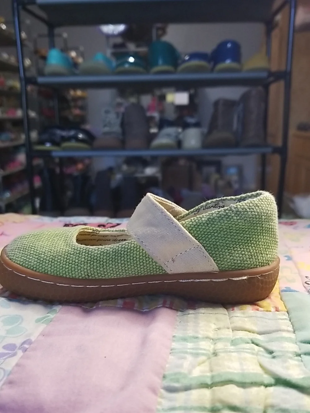 Livie & Luca Light Green Canvas Mary Jane Shoes with Tan Soles Size 6 Carta II